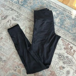 Alo yoga black mesh leggings